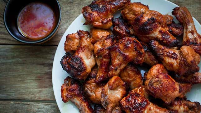 smoked chicken wings with bbq sauce