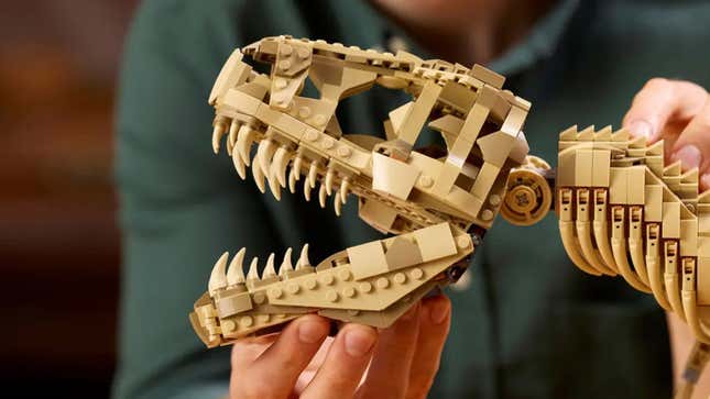 Image for article titled New Lego T-Rex Is Over 3 Feet Long And Contains 3K+ Pieces