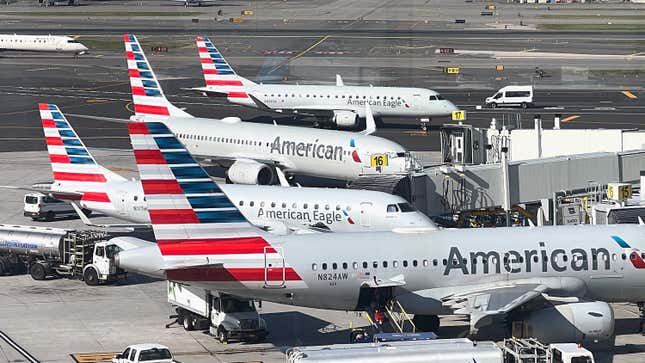 American Airlines planes