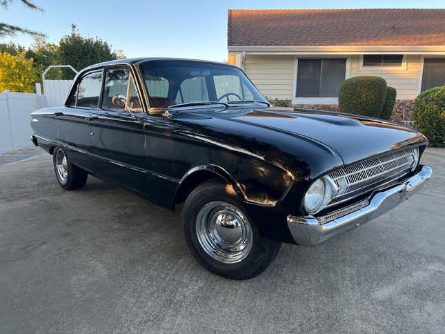 Image for article titled At $16,500, Is This 1961 Ford Falcon Ready To Fly?