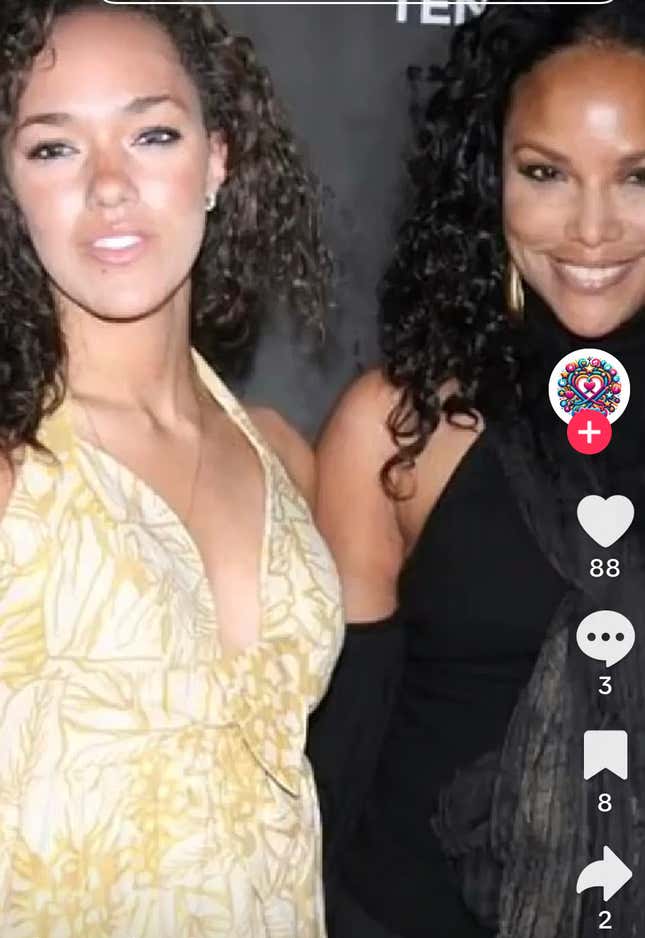 Image for article titled Fans Noticed Lynn Whitfield's Daughter Is Her Twin in Resurfaced Viral Video
