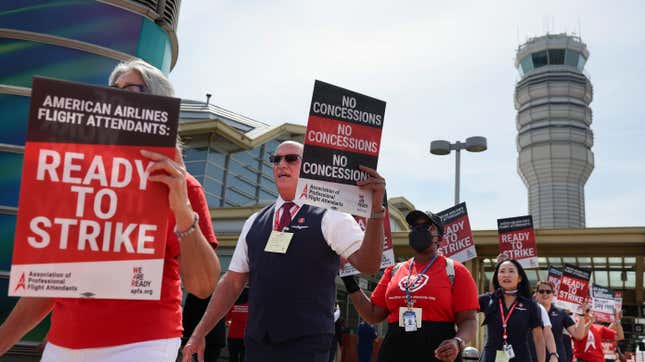 American Airlines flight attendants on a picket line