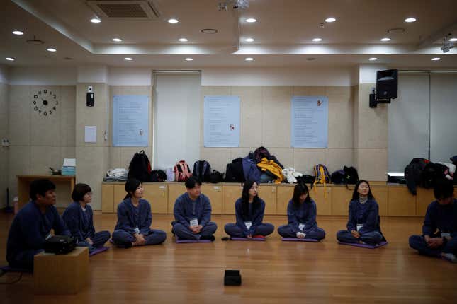 Image for article titled Photos: Overworked South Koreans are finding solace in a fake prison