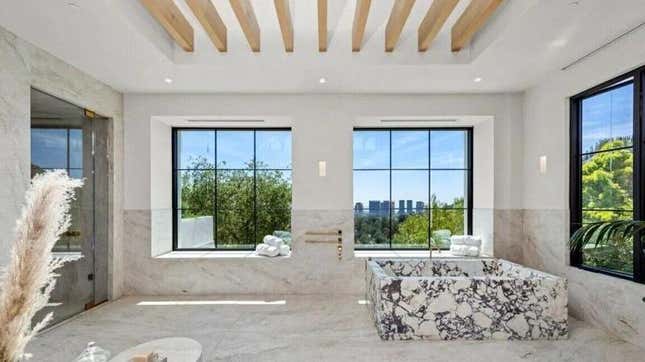 Image for article titled Peek Inside Drake&#39;s Epic $88M Beverly Hills Mansion, Which You Can Rent For ....