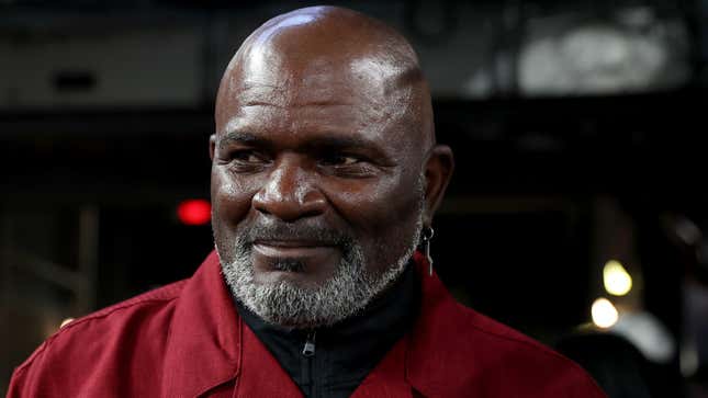 Bild für Artikel mit dem Titel Noch einmal?? Warum die Legende der New York Giants Lawrence Taylor  diesmal verhaftet wurde