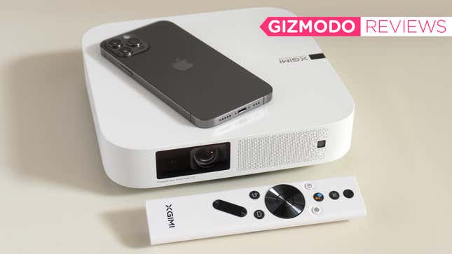 Luxurious, Affordable mini projector for iphone 