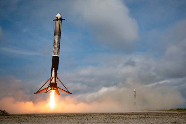 Image for article titled Trek to the Stars With October's Most Compelling Spaceflight Images