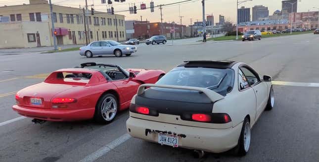 Image for article titled Dodge Viper Wipes Out In Foolish Street Race With Acura Integra