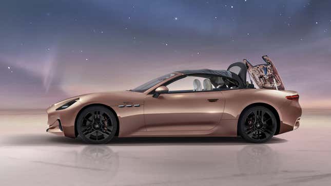 A photo of the new Maserati GranCabrio Folgore electric car.