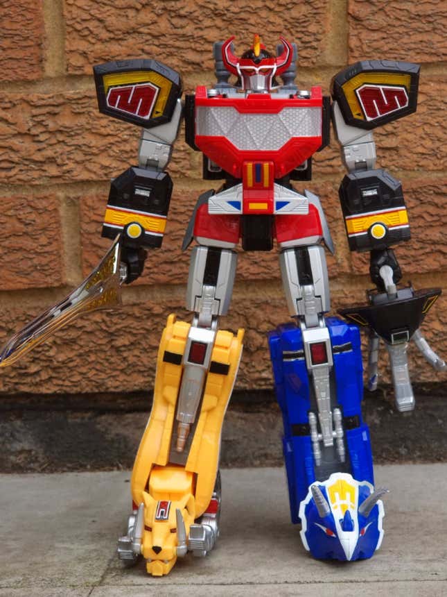 Hasbro's Mighty Morphin Megazord Is A Must Have For Power Rangers