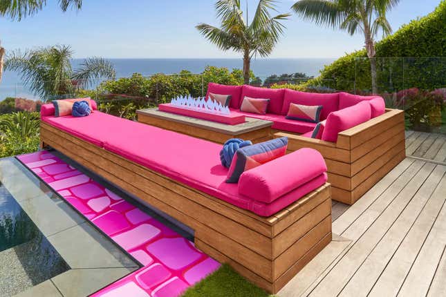 Barbie’s Malibu DreamHouse Ken’s Way