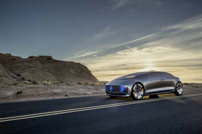 The car’s exterior, made of aluminum, steel, and carbon fiber-reinforced plastic, would weigh 40% less than cars of similar size, Dezeen Magazine reports.