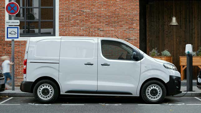 Image for article titled Citroën Jumpy, Renault Kangoo And Renault Trafic: These European Vans All Have Ridiculously Cute Names