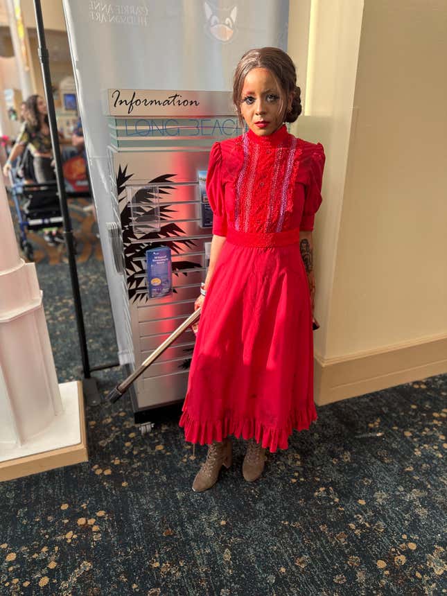 Image for article titled The Spookiest Cosplay at Midsummer Scream 2023
