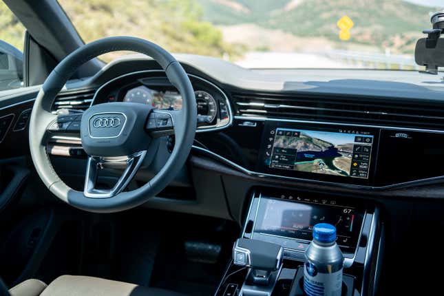 Image for article titled 2024 Audi Q8 Wants Style To Be Practical