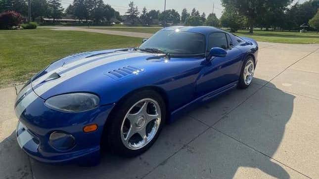 Image for article titled Nissan 240SX, Bradley GT, Dodge Viper: The Dopest Cars I Found For Sale Online