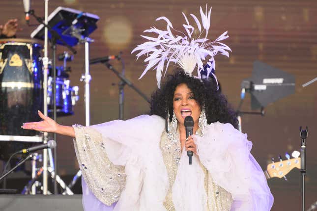 Diana Ross performs on the Pyramid Stage during day five of Glastonbury Festival at Worthy Farm, Pilton on June 26, 2022 in Glastonbury, England.