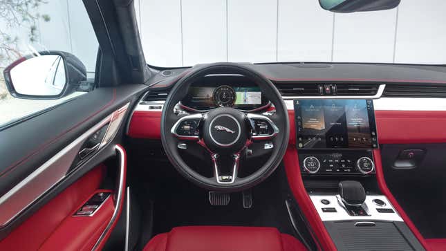 Image for article titled The 2021 Jaguar F-Pace Is Still In The Conversation