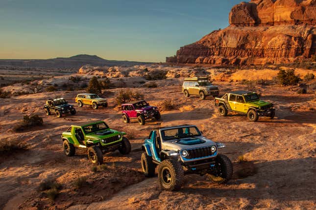 Image for article titled Just a Ton of Photos of the 2023 Easter Jeep Safari Concept Rigs