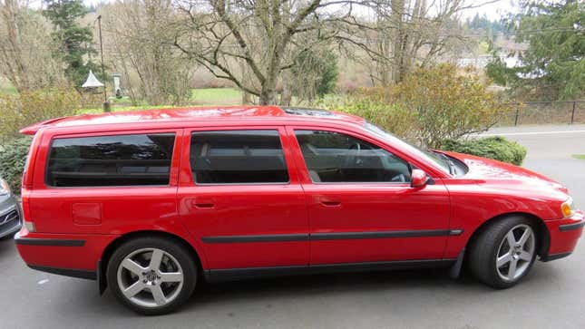 Nice Price or No Dice 2004 Volvo V70 R