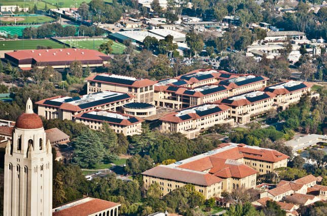 École supérieure de commerce de Stanford.