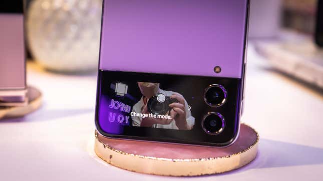 Probamos el Samsung Galaxy Z Flip 5: aumentar la pantalla externa