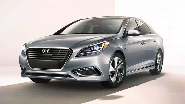 The Hyundai Sonata Hybrid sedan in silver