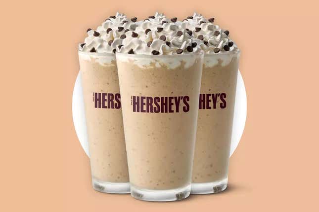 Image for article titled 6 fast food chains rolling out frozen drinks for summer