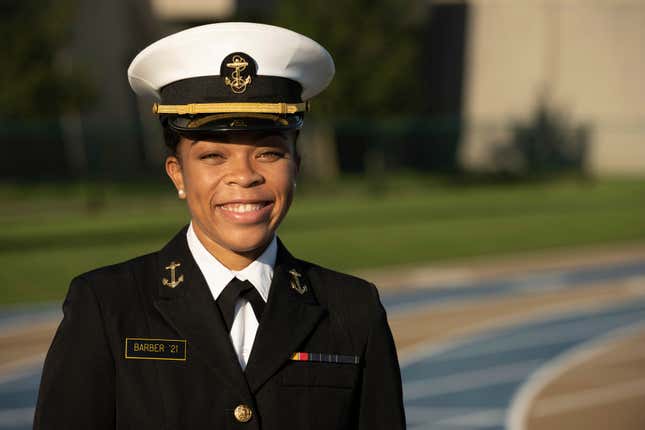 Image for article titled Sydney Barber Becomes the First Black Woman to Ever Serve as Brigade Commander at the U.S. Naval Academy