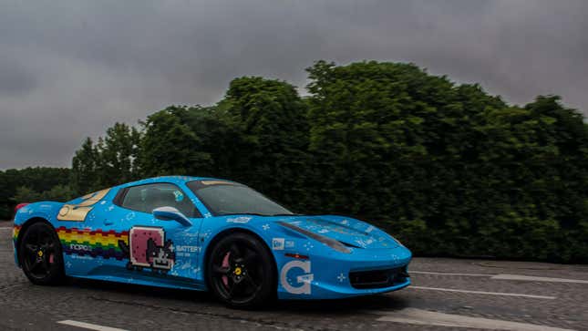 Deadmau5' Nyan Cat livery Ferrari 458 driving in front of trees