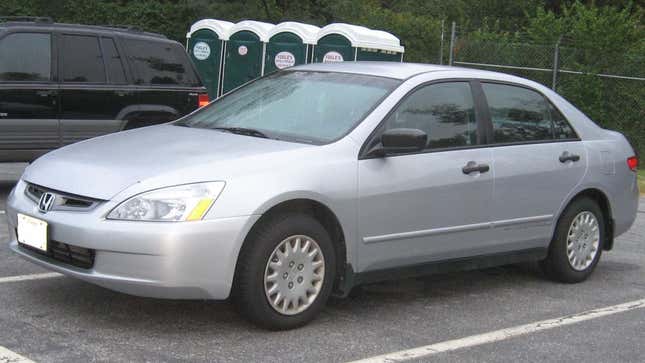 2003-2004 Honda Accord fotografiado en College Park, Maryland, EE.UU.