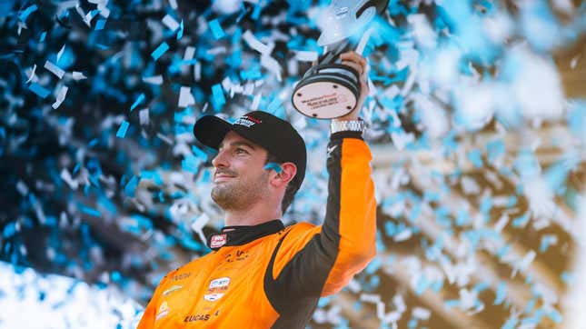 Imagen para el artículo titulado McLaren simplemente no puede dejar de despedir a los conductores de IndyCar, en realidad les encanta