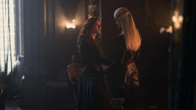 Olivia Cooke and Ewan Mitchell in House Of The Dragon