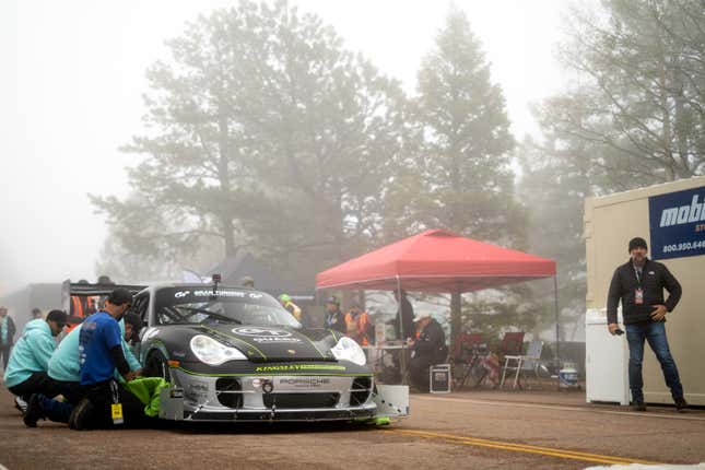 Image for article titled Views From the 2022 Pikes Peak International Hill Climb