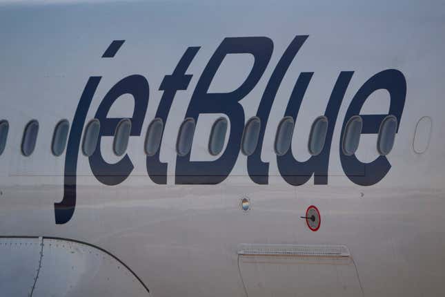 Image for article titled JetBlue stock sinks 20% as its outlook disappoints