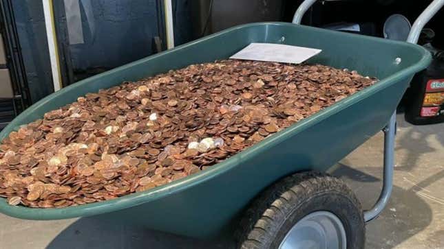 Image for article titled Feds Are Suing An Auto Shop For Paying An Employee&#39;s Final Paycheck In 100,003 Pennies, 750 Dimes, 2 Quarters And A Nickel