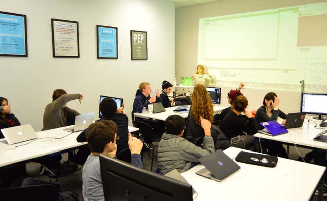 Flatiron School teacher Victoria Friedman gauges the class’s level of understanding.