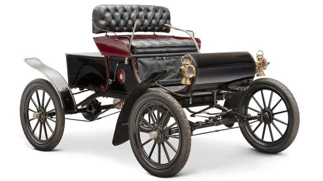 1903 Olds Motor Works Curved Dash Runabout