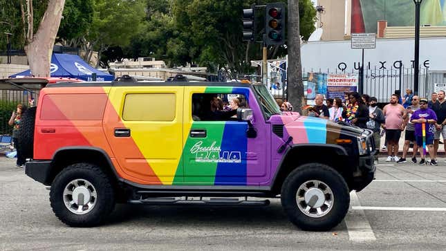 Ein  mit  Regenbogen verpackter  Hummer H2