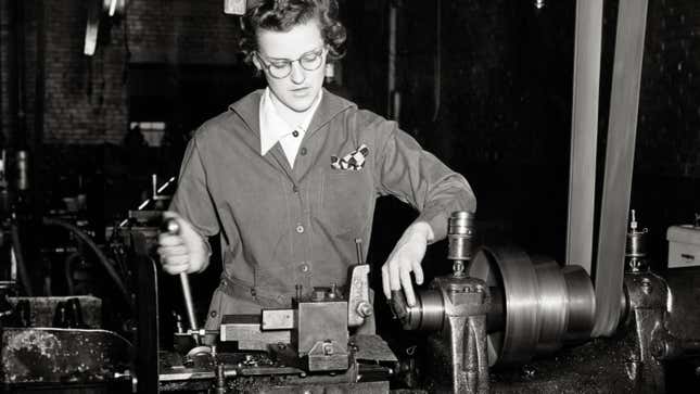 World War II-ear RBC bearing production