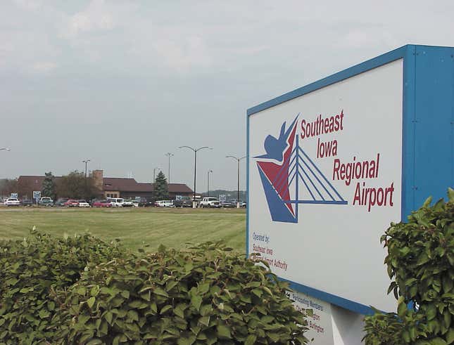 Image for article titled 7 of the smallest commercial airports in America