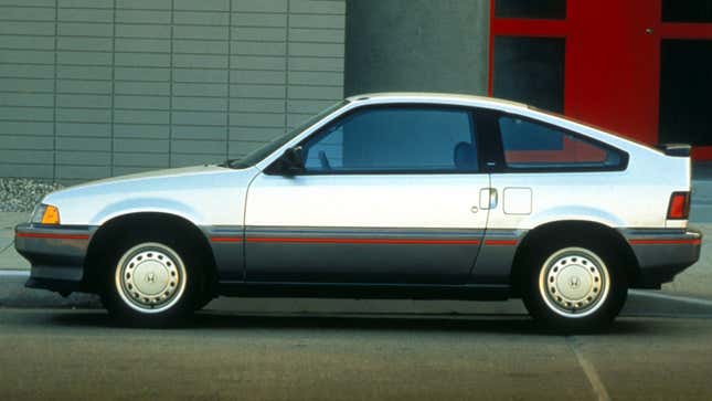 Una foto de una Honda CRX de la década de 1980. 