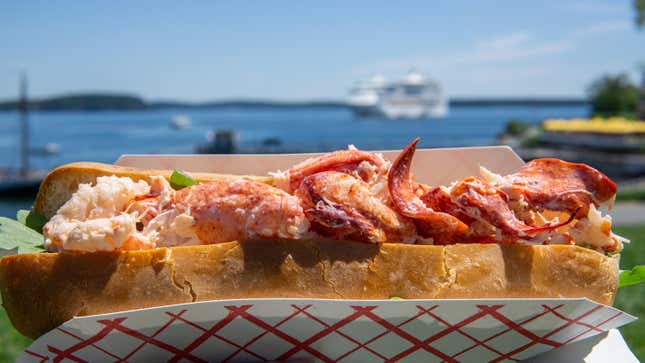 lobster roll outside