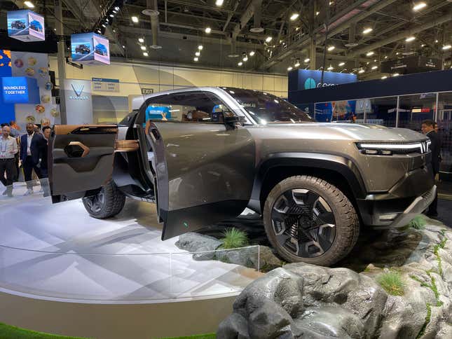 Image for article titled Here&#39;s The Coolest Car Stuff We Saw At CES