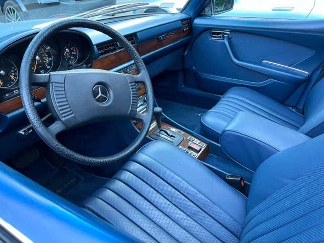 Driving A Mercedes Benz Sel Is Slow Eternal Luxury