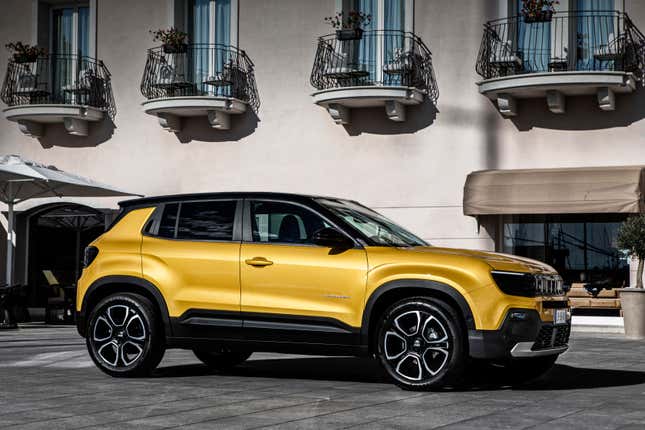 2023 Jeep Avenger EV Is Tiny, Only for Europe