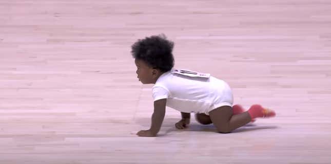 Image for article titled Whoa! Black Baby Smokes His Competition in a Crawling Contest And The Internet Loves Him For It