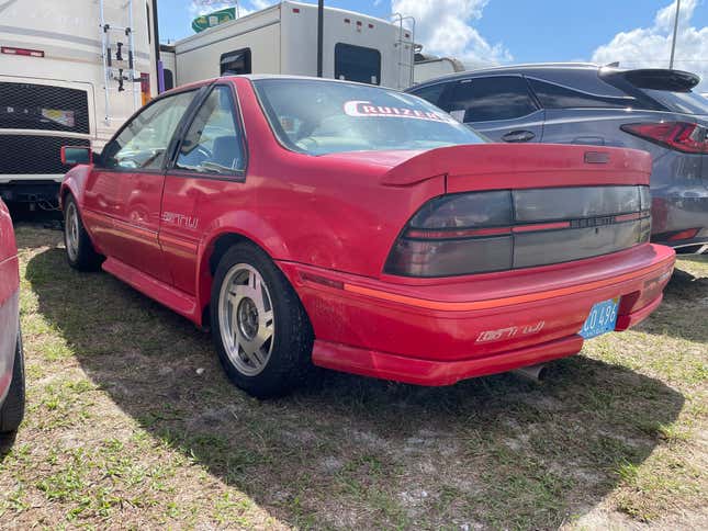 Image for article titled Here Are All The Cars I Found At The 12 Hours Of Sebring