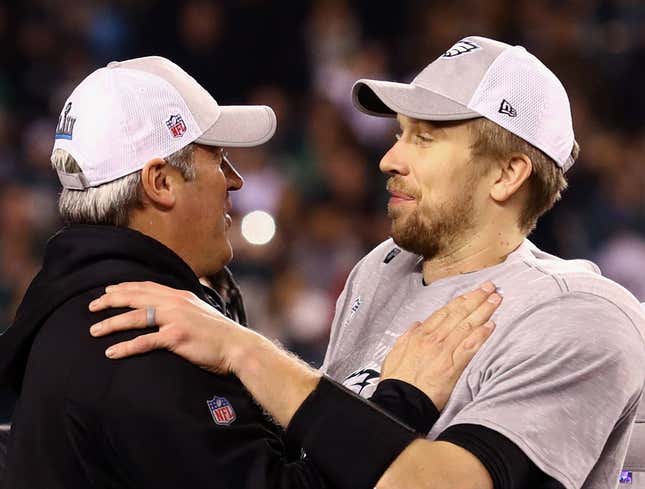 Image for article titled Doug Pederson Informs Nick Foles He&#39;s Been Traded To Browns While Handing Him Lombardi Trophy