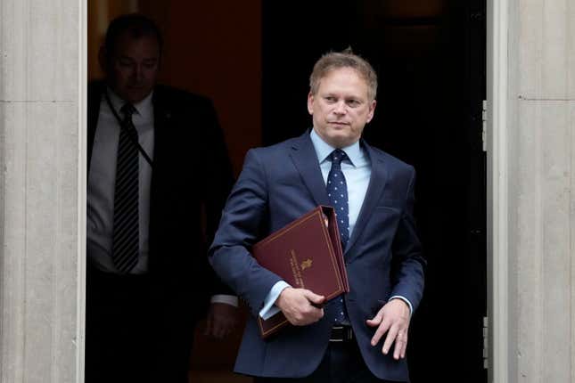 Grant Shapps, Secretary of State for Defence leave 10 Downing Street following a cabinet meeting in London, Wednesday, Nov. 22, 2023. (AP Photo/Frank Augstein)